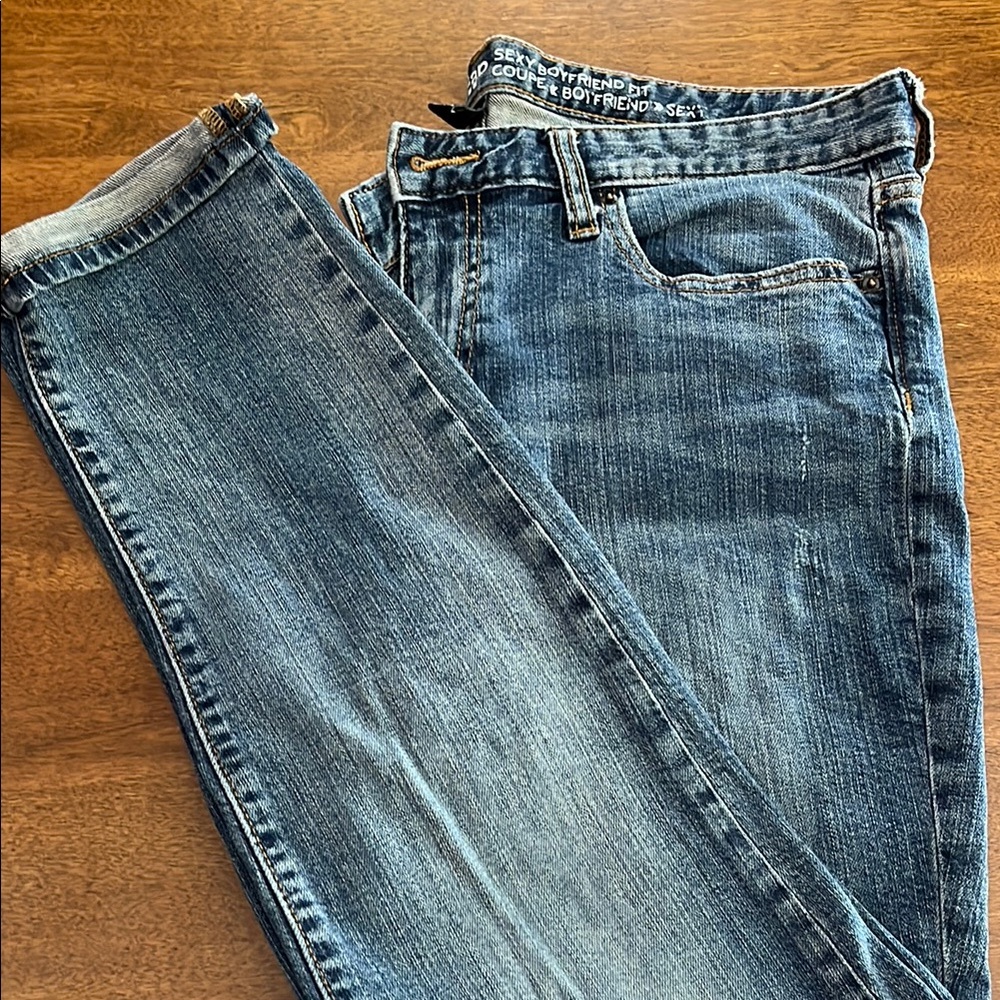 GAP Women's Sexy Boyfriend fit, size 10/30